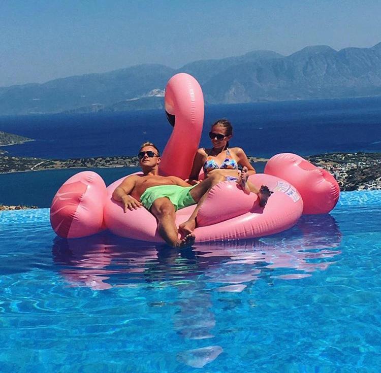 Villa Estee, Luxury Villa With Private Infinity Pool And Jacuzzi Элунда Экстерьер фото