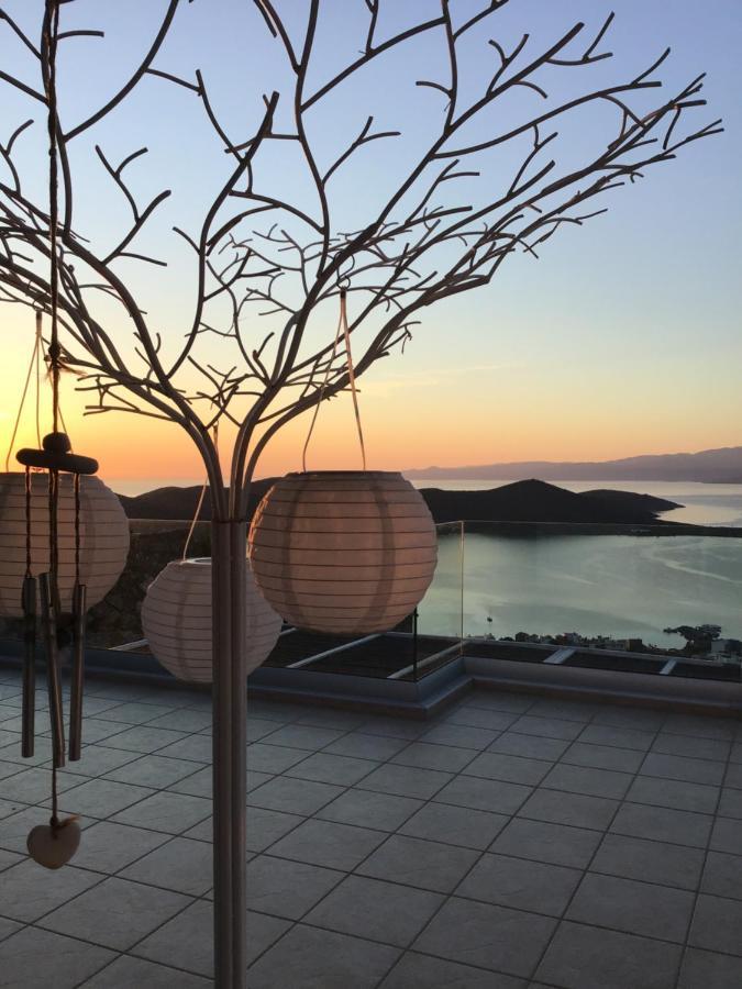 Villa Estee, Luxury Villa With Private Infinity Pool And Jacuzzi Элунда Экстерьер фото