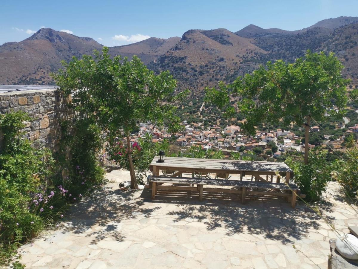 Villa Estee, Luxury Villa With Private Infinity Pool And Jacuzzi Элунда Экстерьер фото